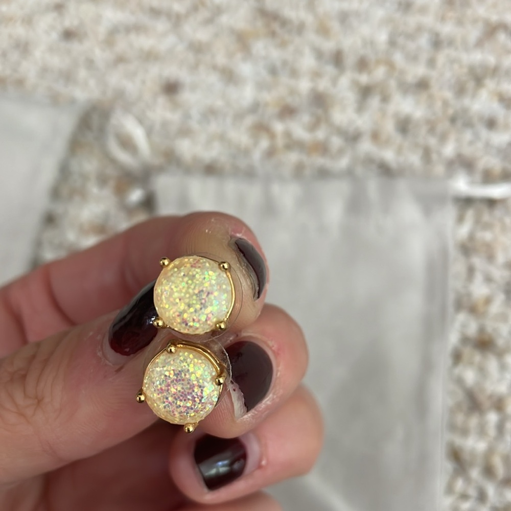 Kate Soade clear glitter stud earrings - Picture 2 of 4